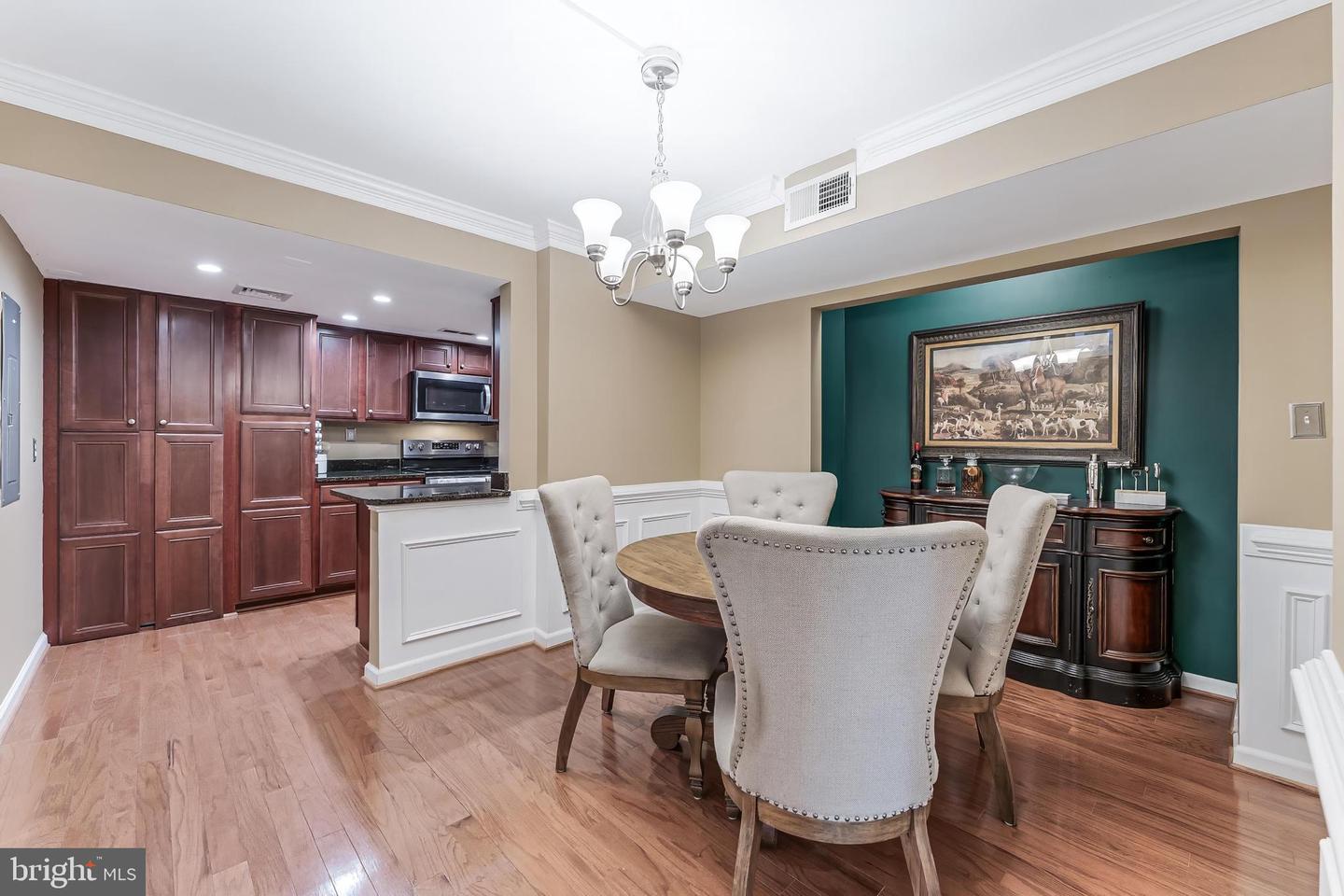 1515 S ARLINGTON RIDGE RD #504, ARLINGTON, Virginia 22202, 1 Bedroom Bedrooms, ,1 BathroomBathrooms,Residential,For sale,1515 S ARLINGTON RIDGE RD #504,VAAR2068108 MLS # VAAR2068108