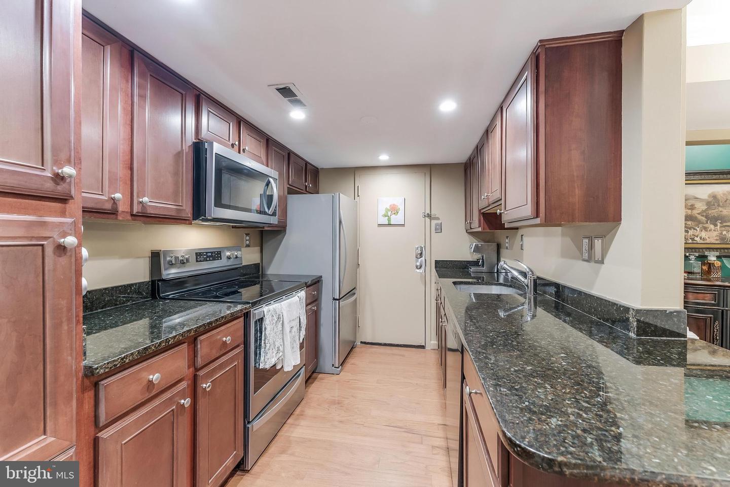 1515 S ARLINGTON RIDGE RD #504, ARLINGTON, Virginia 22202, 1 Bedroom Bedrooms, ,1 BathroomBathrooms,Residential,For sale,1515 S ARLINGTON RIDGE RD #504,VAAR2068108 MLS # VAAR2068108