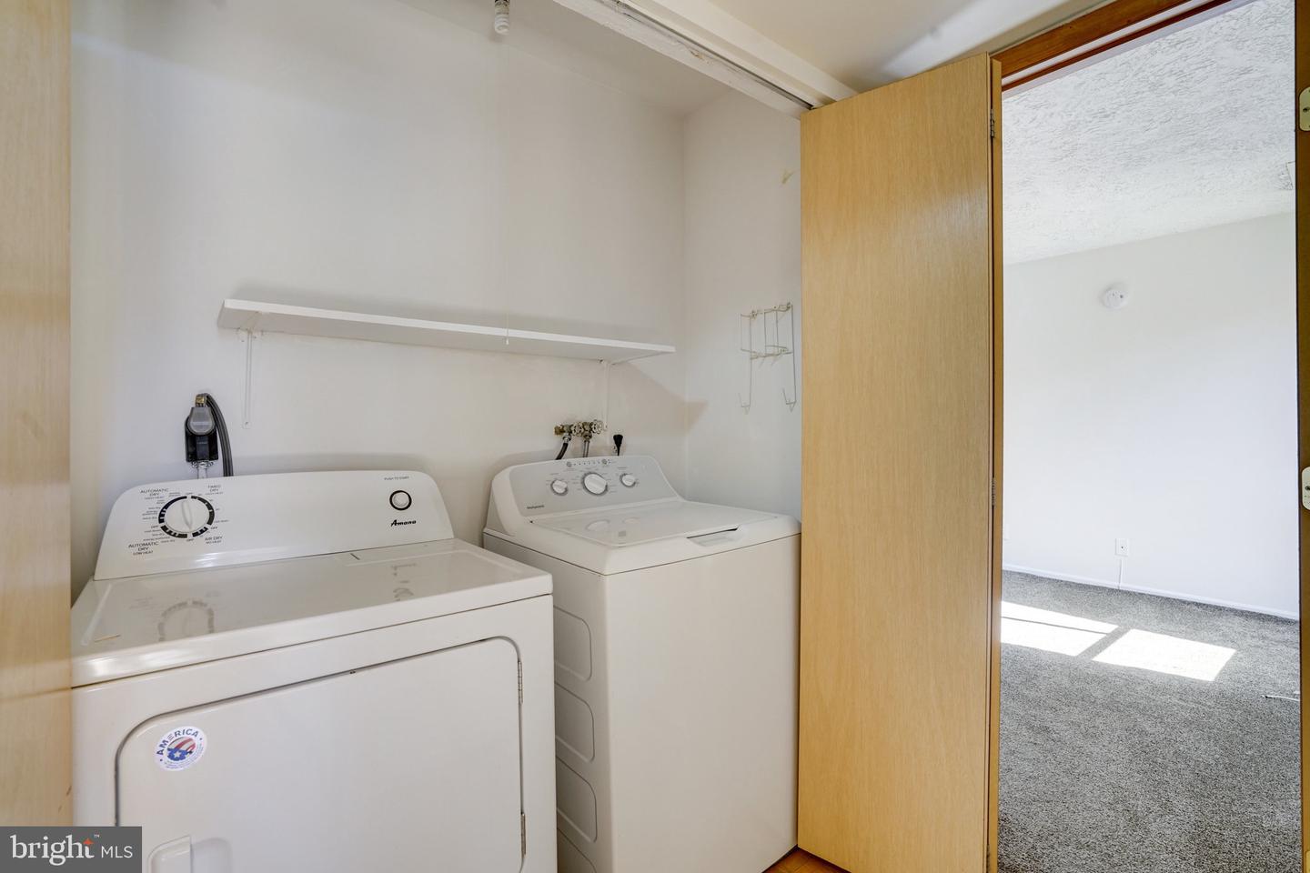 7904 INVERTON RD #304, ANNANDALE, Virginia 22003, 2 Bedrooms Bedrooms, ,2 BathroomsBathrooms,Residential,For sale,7904 INVERTON RD #304,VAFX2287452 MLS # VAFX2287452