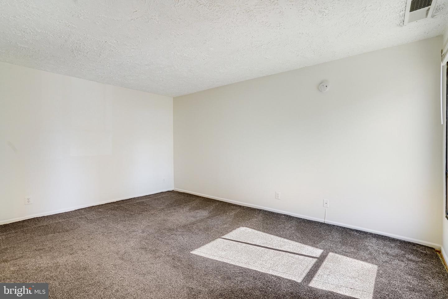 7904 INVERTON RD #304, ANNANDALE, Virginia 22003, 2 Bedrooms Bedrooms, ,2 BathroomsBathrooms,Residential,For sale,7904 INVERTON RD #304,VAFX2287452 MLS # VAFX2287452