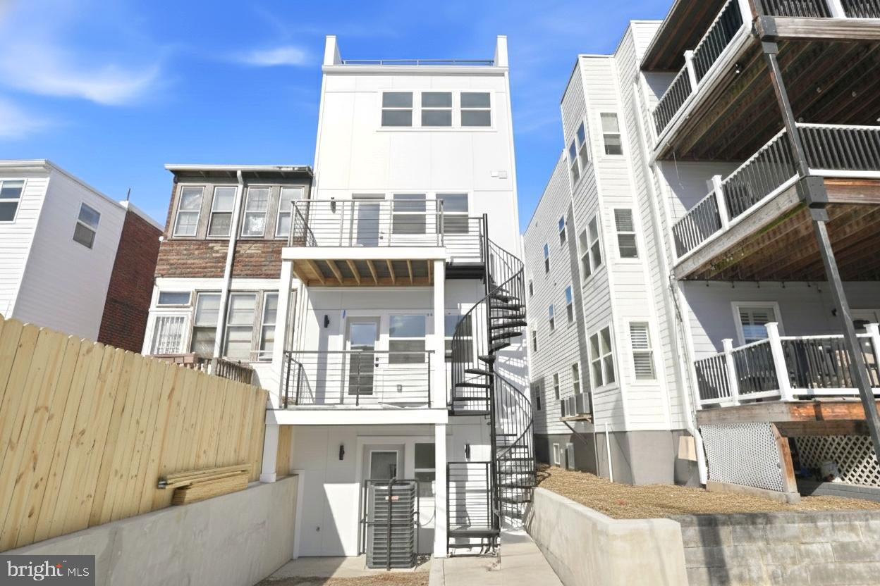 231 S ST NE #2, WASHINGTON, District Of Columbia 20002, 3 Bedrooms Bedrooms, ,3 BathroomsBathrooms,Residential,For sale,231 S ST NE #2,DCDC2243124 MLS # DCDC2243124