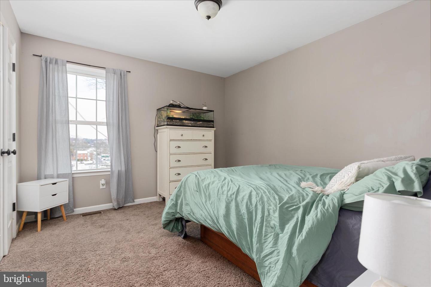 318 NEWMAN ST, STRASBURG, Virginia 22657, 3 Bedrooms Bedrooms, ,3 BathroomsBathrooms,Residential,For sale,318 NEWMAN ST,VASH2013456 MLS # VASH2013456