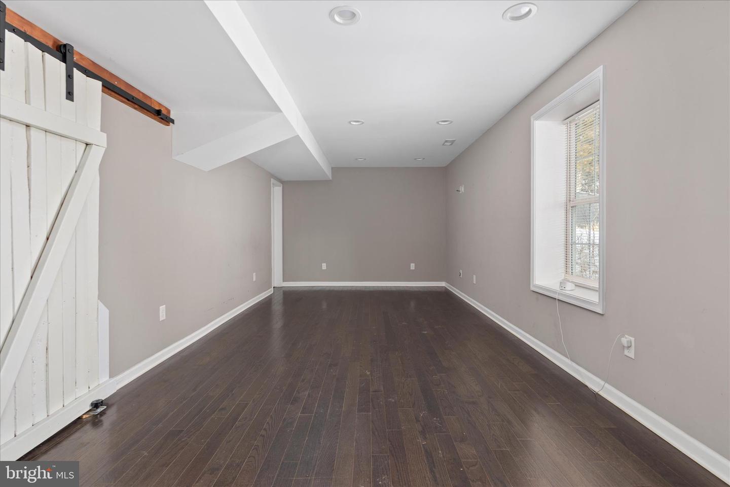 318 NEWMAN ST, STRASBURG, Virginia 22657, 3 Bedrooms Bedrooms, ,3 BathroomsBathrooms,Residential,For sale,318 NEWMAN ST,VASH2013456 MLS # VASH2013456