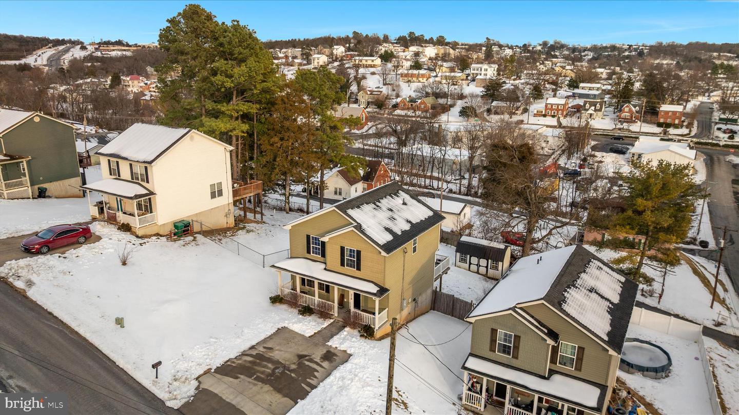 318 NEWMAN ST, STRASBURG, Virginia 22657, 3 Bedrooms Bedrooms, ,3 BathroomsBathrooms,Residential,For sale,318 NEWMAN ST,VASH2013456 MLS # VASH2013456