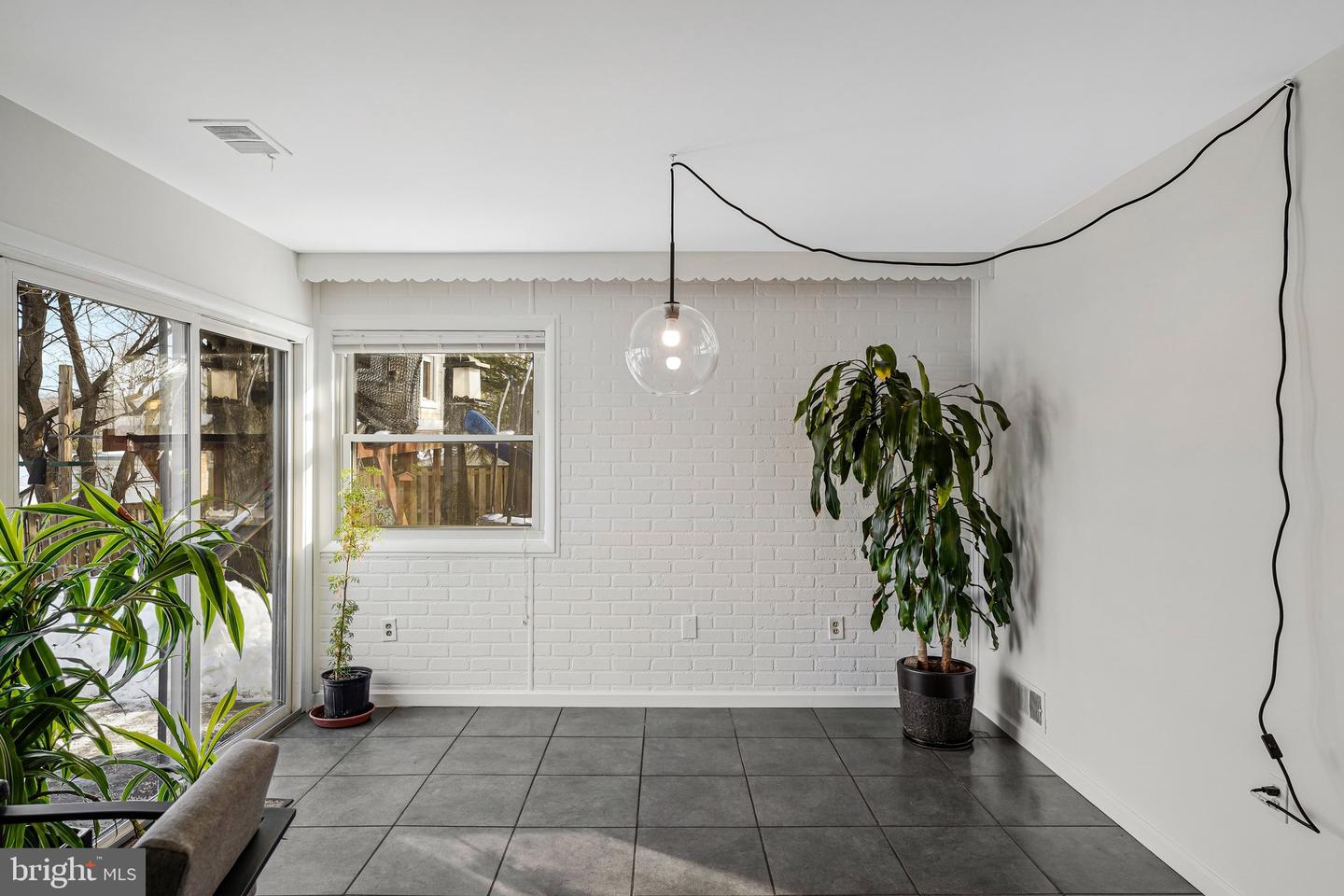 4 PHEASANT RUN CT, STERLING, Virginia 20164, 3 Bedrooms Bedrooms, ,2 BathroomsBathrooms,Residential,For sale,4 PHEASANT RUN CT,VALO2114630 MLS # VALO2114630