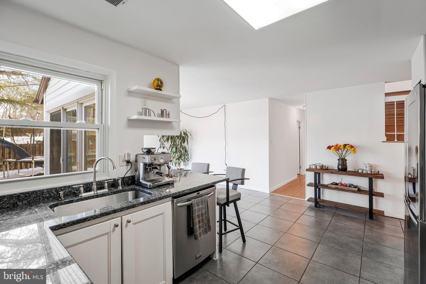 4 PHEASANT RUN CT, STERLING, Virginia 20164, 3 Bedrooms Bedrooms, ,2 BathroomsBathrooms,Residential,For sale,4 PHEASANT RUN CT,VALO2114630 MLS # VALO2114630