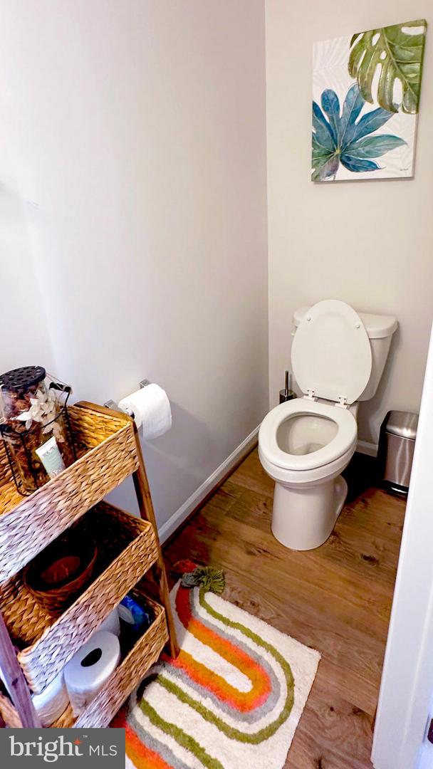 18989 CORAL REEF SQ, LEESBURG, Virginia 20176, 3 Bedrooms Bedrooms, 13 Rooms Rooms,2 BathroomsBathrooms,Residential,For sale,18989 CORAL REEF SQ,VALO2114652 MLS # VALO2114652