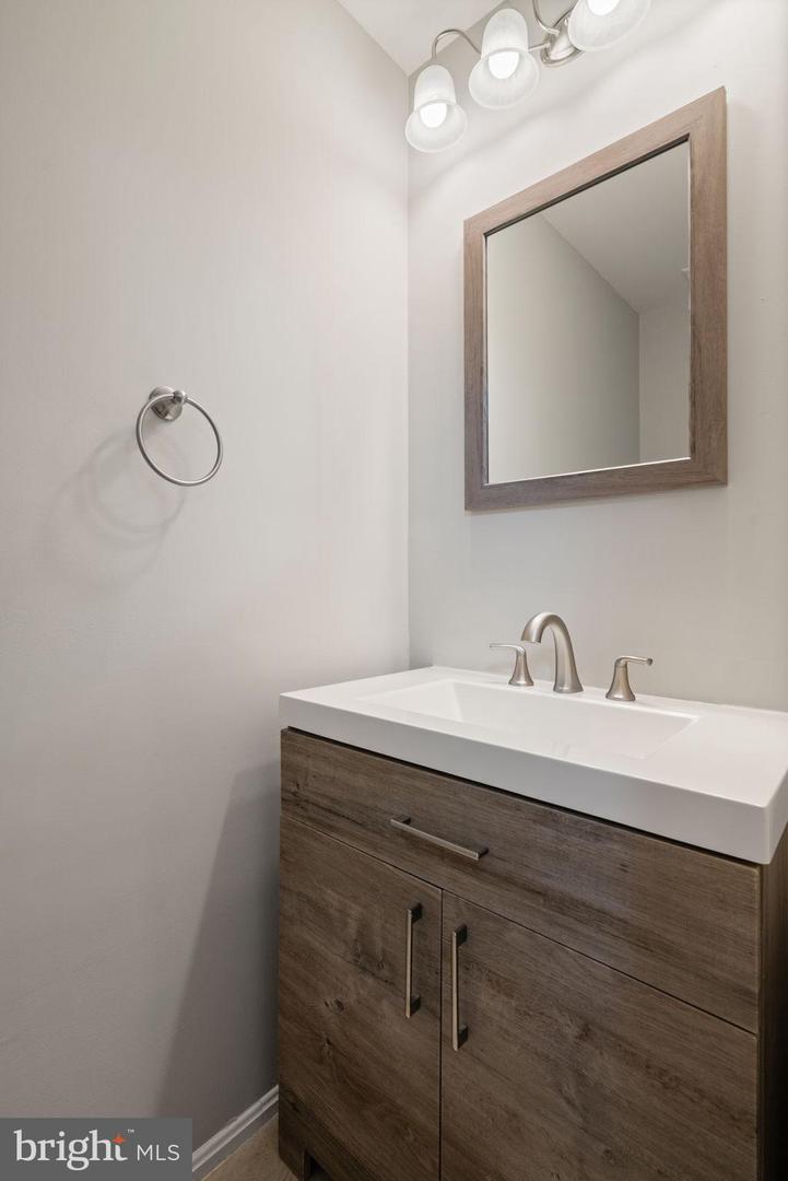 14532 EDDY CT, CENTREVILLE, Virginia 20120, 3 Bedrooms Bedrooms, 12 Rooms Rooms,2 BathroomsBathrooms,Residential,For sale,14532 EDDY CT,VAFX2287558 MLS # VAFX2287558