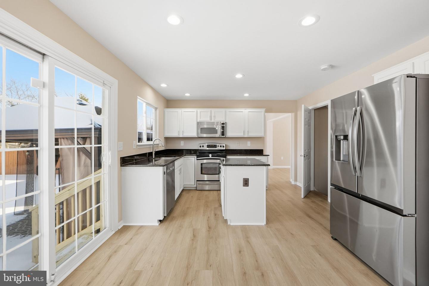 9231 STEPHANIE ST, MANASSAS PARK, Virginia 20111, 4 Bedrooms Bedrooms, ,3 BathroomsBathrooms,Residential,For sale,9231 STEPHANIE ST,VAMP2003622 MLS # VAMP2003622