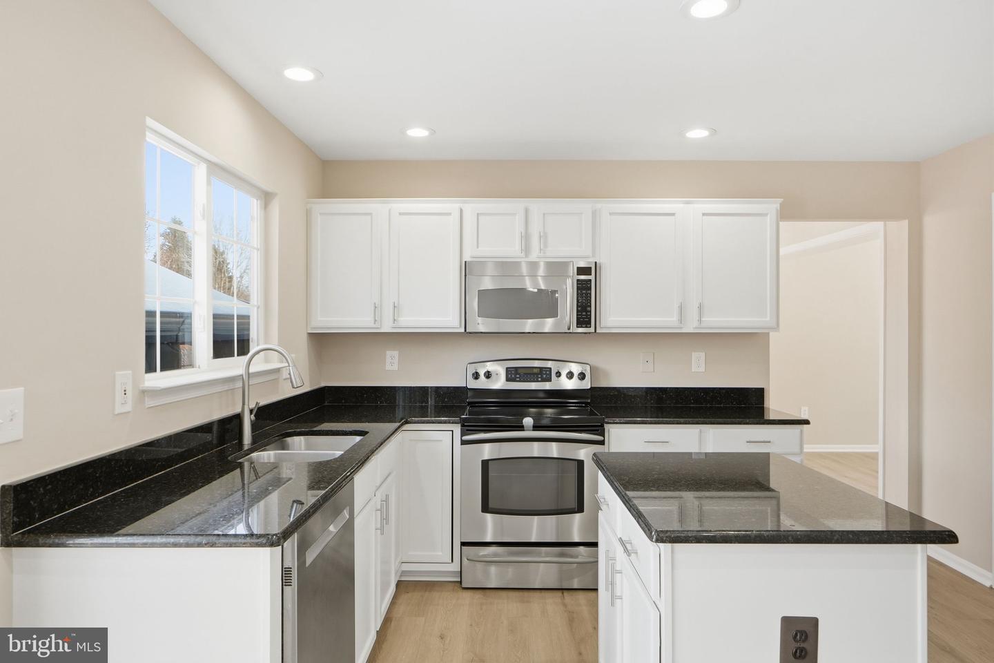 9231 STEPHANIE ST, MANASSAS PARK, Virginia 20111, 4 Bedrooms Bedrooms, ,3 BathroomsBathrooms,Residential,For sale,9231 STEPHANIE ST,VAMP2003622 MLS # VAMP2003622