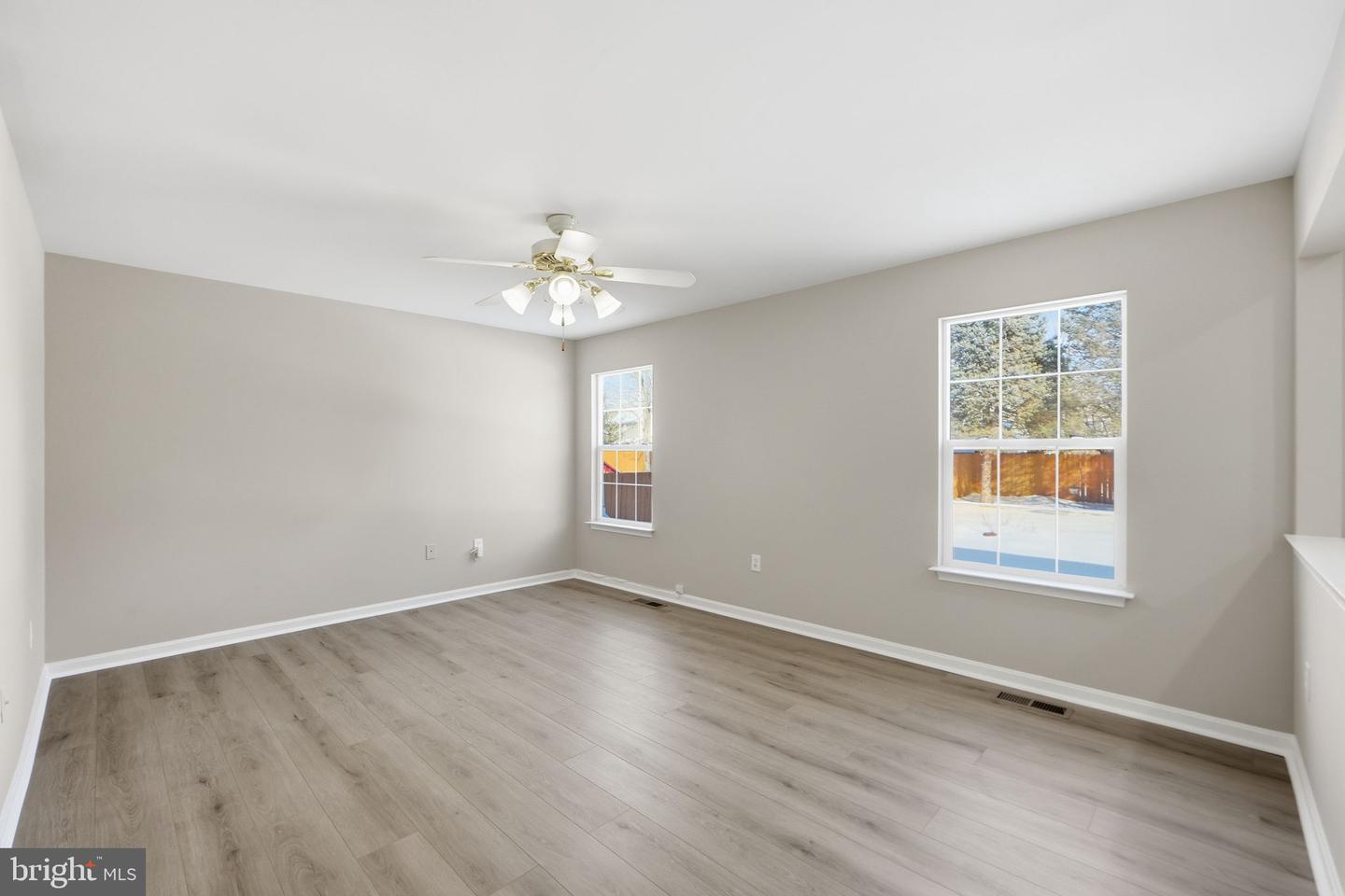 9231 STEPHANIE ST, MANASSAS PARK, Virginia 20111, 4 Bedrooms Bedrooms, ,3 BathroomsBathrooms,Residential,For sale,9231 STEPHANIE ST,VAMP2003622 MLS # VAMP2003622