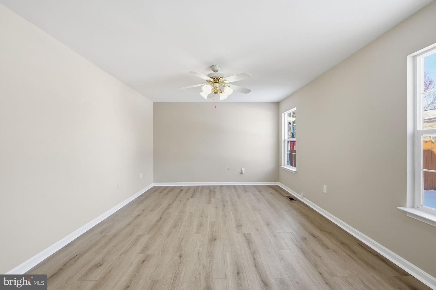 9231 STEPHANIE ST, MANASSAS PARK, Virginia 20111, 4 Bedrooms Bedrooms, ,3 BathroomsBathrooms,Residential,For sale,9231 STEPHANIE ST,VAMP2003622 MLS # VAMP2003622