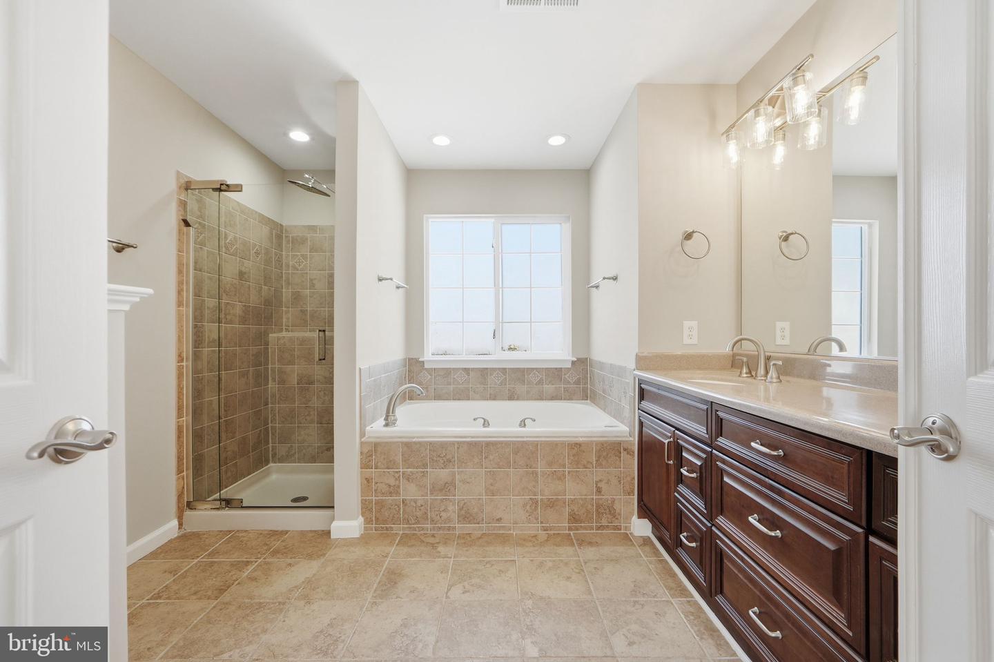 9231 STEPHANIE ST, MANASSAS PARK, Virginia 20111, 4 Bedrooms Bedrooms, ,3 BathroomsBathrooms,Residential,For sale,9231 STEPHANIE ST,VAMP2003622 MLS # VAMP2003622