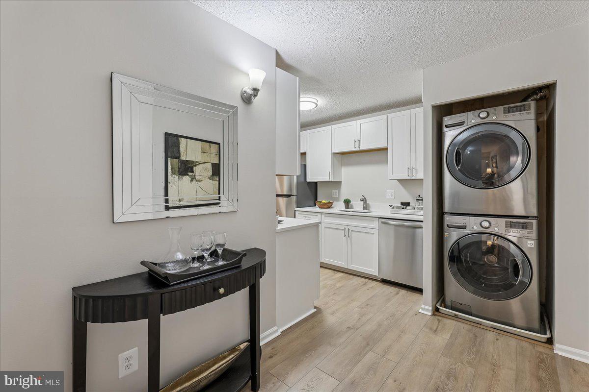 5300 COLUMBIA PIKE #112, ARLINGTON, Virginia 22204, 1 Bedroom Bedrooms, ,1 BathroomBathrooms,Residential,For sale,5300 COLUMBIA PIKE #112,VAAR2068174 MLS # VAAR2068174