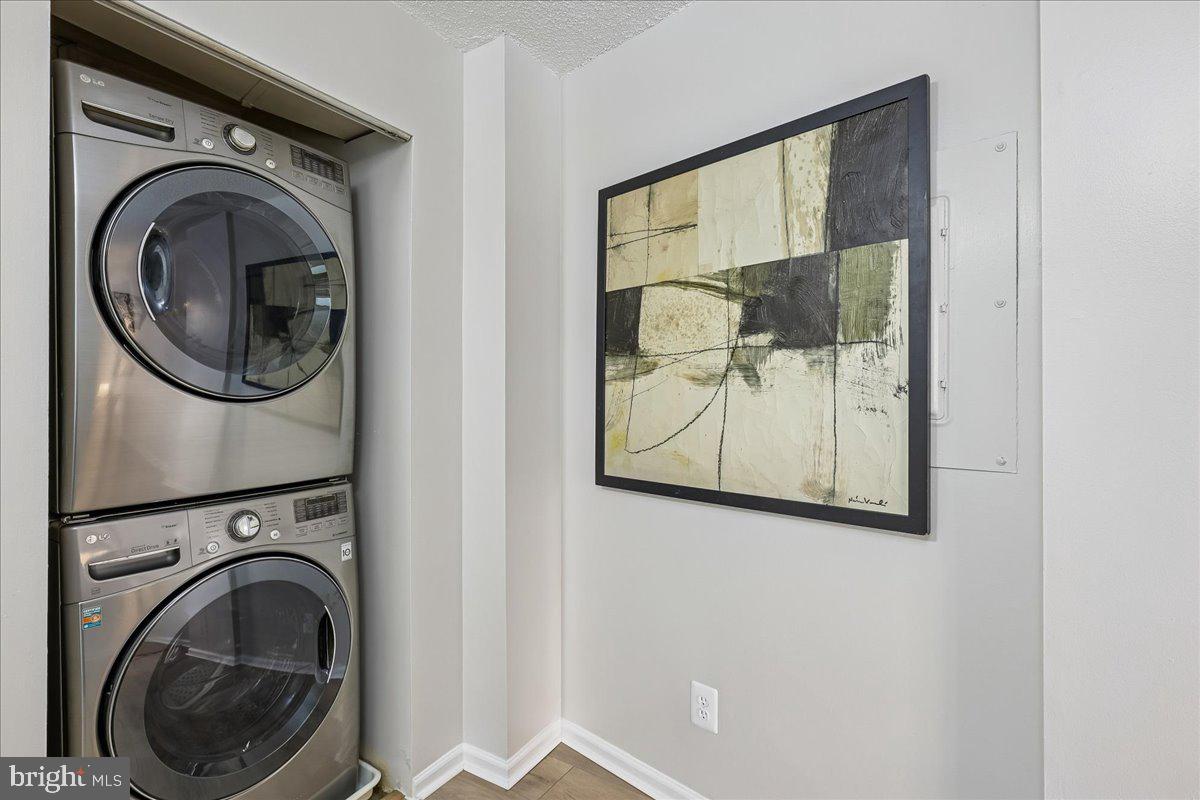 5300 COLUMBIA PIKE #112, ARLINGTON, Virginia 22204, 1 Bedroom Bedrooms, ,1 BathroomBathrooms,Residential,For sale,5300 COLUMBIA PIKE #112,VAAR2068174 MLS # VAAR2068174