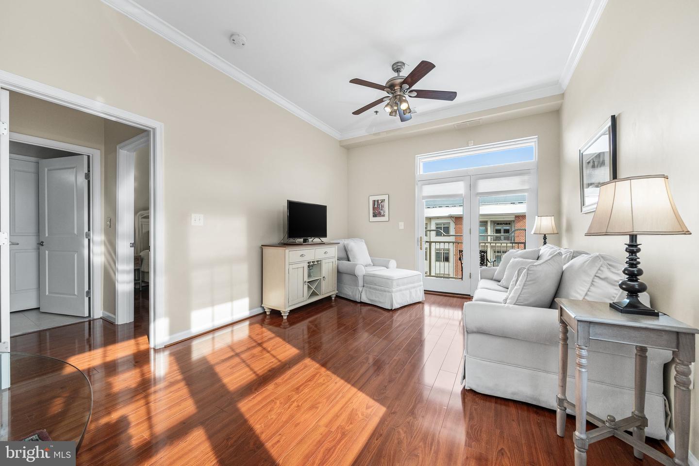 309 HOLLAND LN #330, ALEXANDRIA, Virginia 22314, 1 Bedroom Bedrooms, 4 Rooms Rooms,1 BathroomBathrooms,Residential,For sale,309 HOLLAND LN #330,VAAX2053526 MLS # VAAX2053526