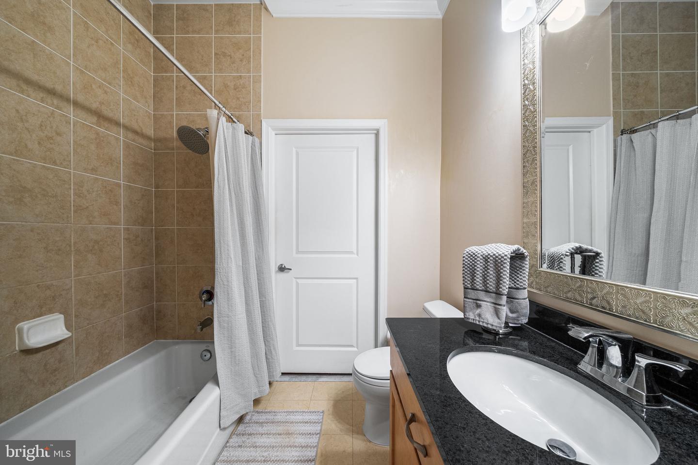 309 HOLLAND LN #330, ALEXANDRIA, Virginia 22314, 1 Bedroom Bedrooms, 4 Rooms Rooms,1 BathroomBathrooms,Residential,For sale,309 HOLLAND LN #330,VAAX2053526 MLS # VAAX2053526