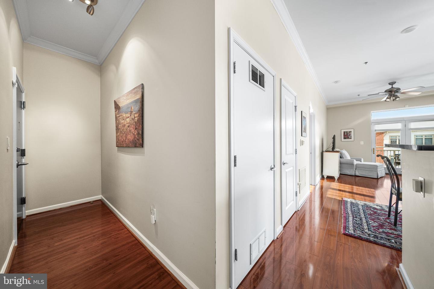 309 HOLLAND LN #330, ALEXANDRIA, Virginia 22314, 1 Bedroom Bedrooms, 4 Rooms Rooms,1 BathroomBathrooms,Residential,For sale,309 HOLLAND LN #330,VAAX2053526 MLS # VAAX2053526