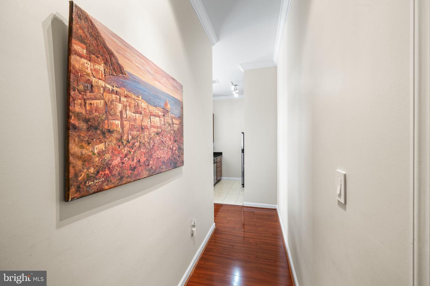 309 HOLLAND LN #330, ALEXANDRIA, Virginia 22314, 1 Bedroom Bedrooms, 4 Rooms Rooms,1 BathroomBathrooms,Residential,For sale,309 HOLLAND LN #330,VAAX2053526 MLS # VAAX2053526