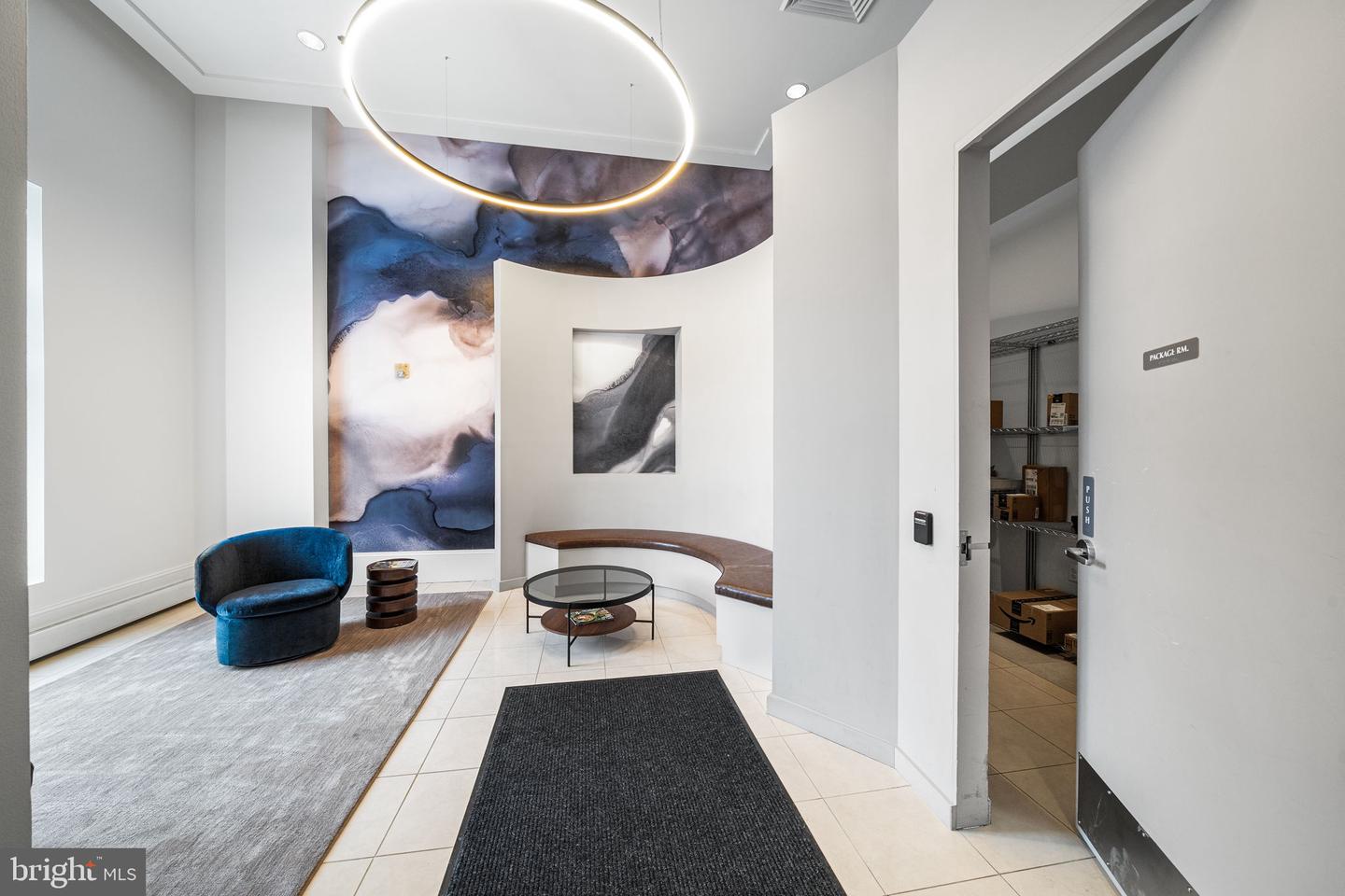 309 HOLLAND LN #330, ALEXANDRIA, Virginia 22314, 1 Bedroom Bedrooms, 4 Rooms Rooms,1 BathroomBathrooms,Residential,For sale,309 HOLLAND LN #330,VAAX2053526 MLS # VAAX2053526