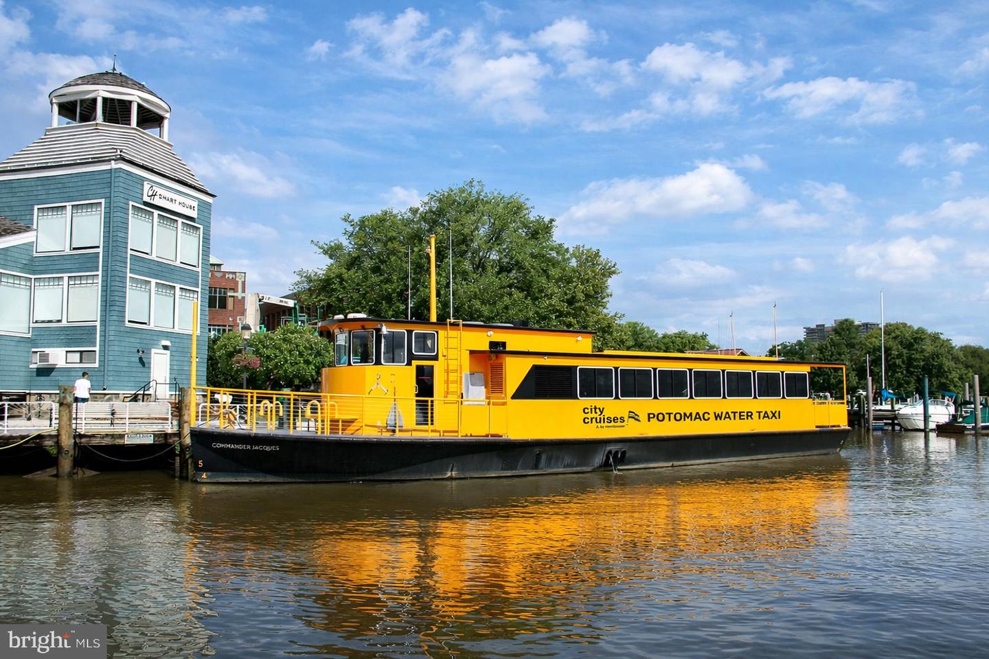 309 HOLLAND LN #330, ALEXANDRIA, Virginia 22314, 1 Bedroom Bedrooms, 4 Rooms Rooms,1 BathroomBathrooms,Residential,For sale,309 HOLLAND LN #330,VAAX2053526 MLS # VAAX2053526