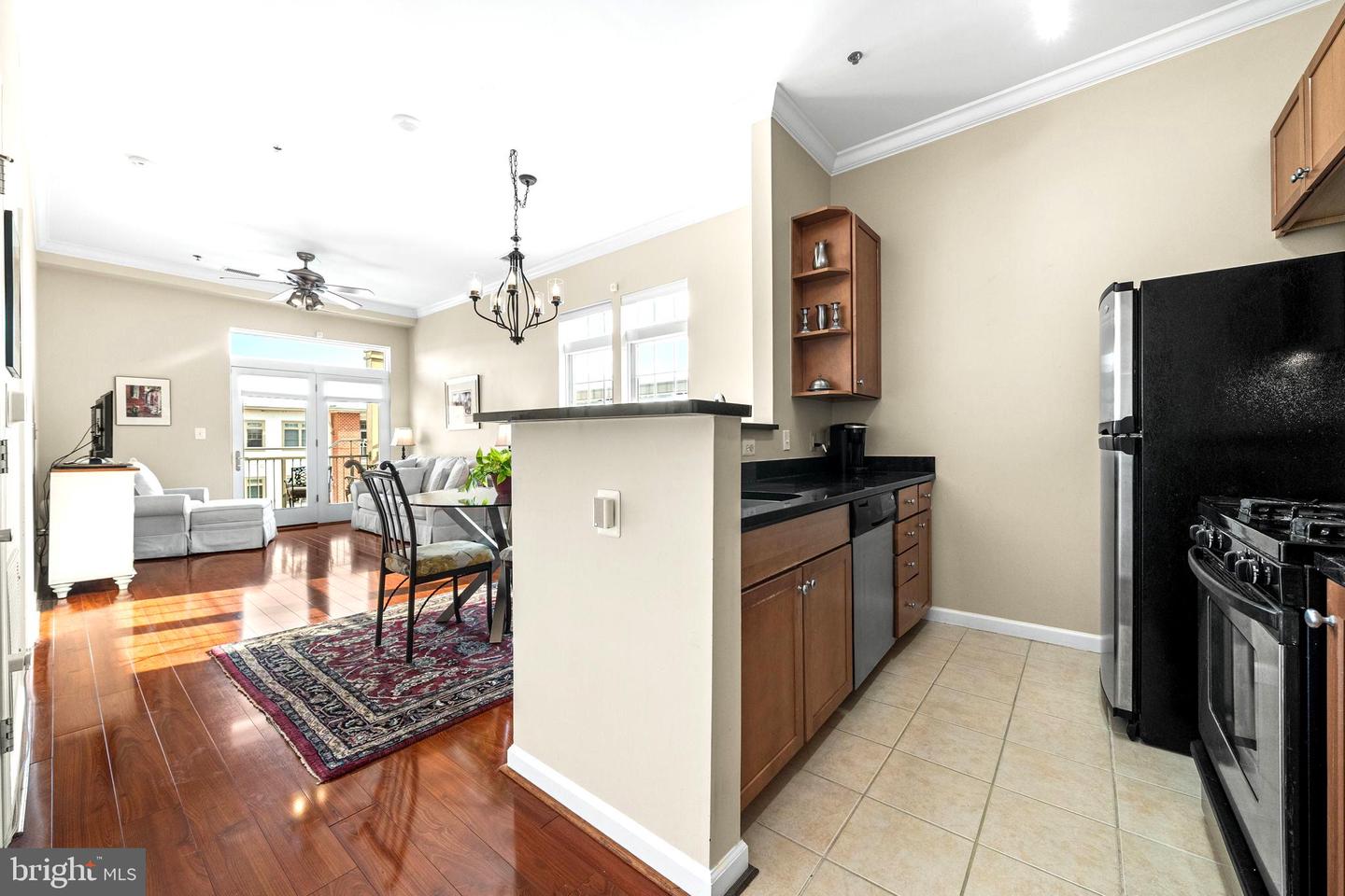 309 HOLLAND LN #330, ALEXANDRIA, Virginia 22314, 1 Bedroom Bedrooms, 4 Rooms Rooms,1 BathroomBathrooms,Residential,For sale,309 HOLLAND LN #330,VAAX2053526 MLS # VAAX2053526