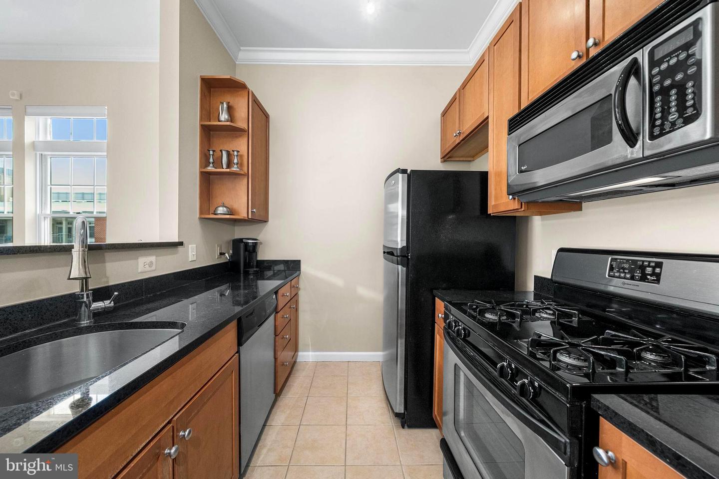 309 HOLLAND LN #330, ALEXANDRIA, Virginia 22314, 1 Bedroom Bedrooms, 4 Rooms Rooms,1 BathroomBathrooms,Residential,For sale,309 HOLLAND LN #330,VAAX2053526 MLS # VAAX2053526
