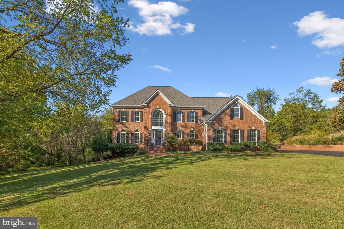 7819 WELLINGTON DR, WARRENTON, Virginia 20186, 5 Bedrooms Bedrooms, ,4 BathroomsBathrooms,Residential,For sale,7819 WELLINGTON DR,VAFQ2020280 MLS # VAFQ2020280