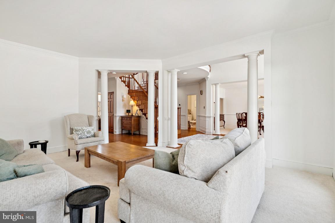 7819 WELLINGTON DR, WARRENTON, Virginia 20186, 5 Bedrooms Bedrooms, ,4 BathroomsBathrooms,Residential,For sale,7819 WELLINGTON DR,VAFQ2020280 MLS # VAFQ2020280