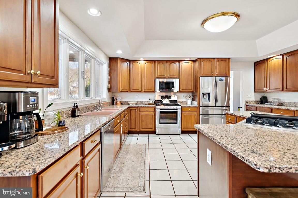 7819 WELLINGTON DR, WARRENTON, Virginia 20186, 5 Bedrooms Bedrooms, ,4 BathroomsBathrooms,Residential,For sale,7819 WELLINGTON DR,VAFQ2020280 MLS # VAFQ2020280