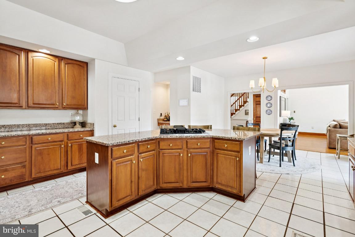 7819 WELLINGTON DR, WARRENTON, Virginia 20186, 5 Bedrooms Bedrooms, ,4 BathroomsBathrooms,Residential,For sale,7819 WELLINGTON DR,VAFQ2020280 MLS # VAFQ2020280