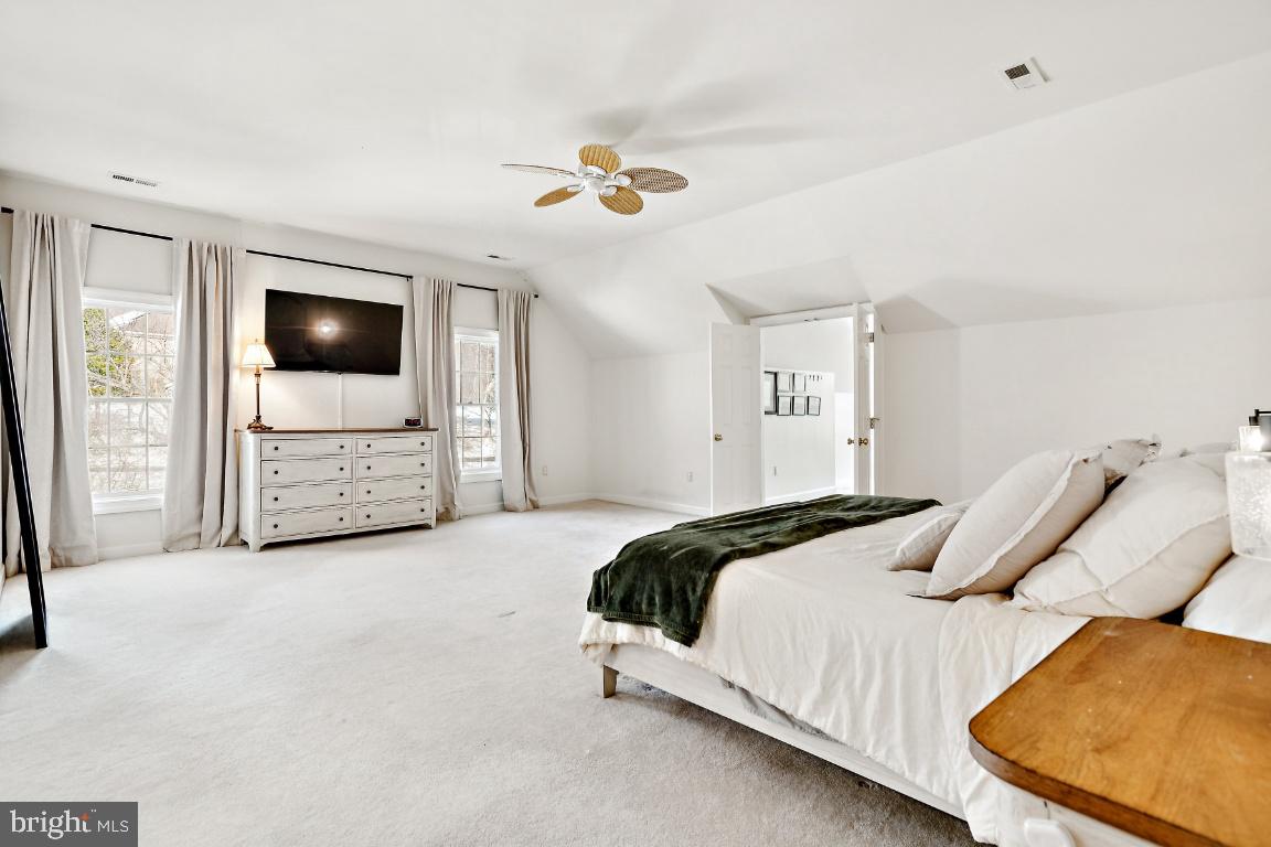 7819 WELLINGTON DR, WARRENTON, Virginia 20186, 5 Bedrooms Bedrooms, ,4 BathroomsBathrooms,Residential,For sale,7819 WELLINGTON DR,VAFQ2020280 MLS # VAFQ2020280