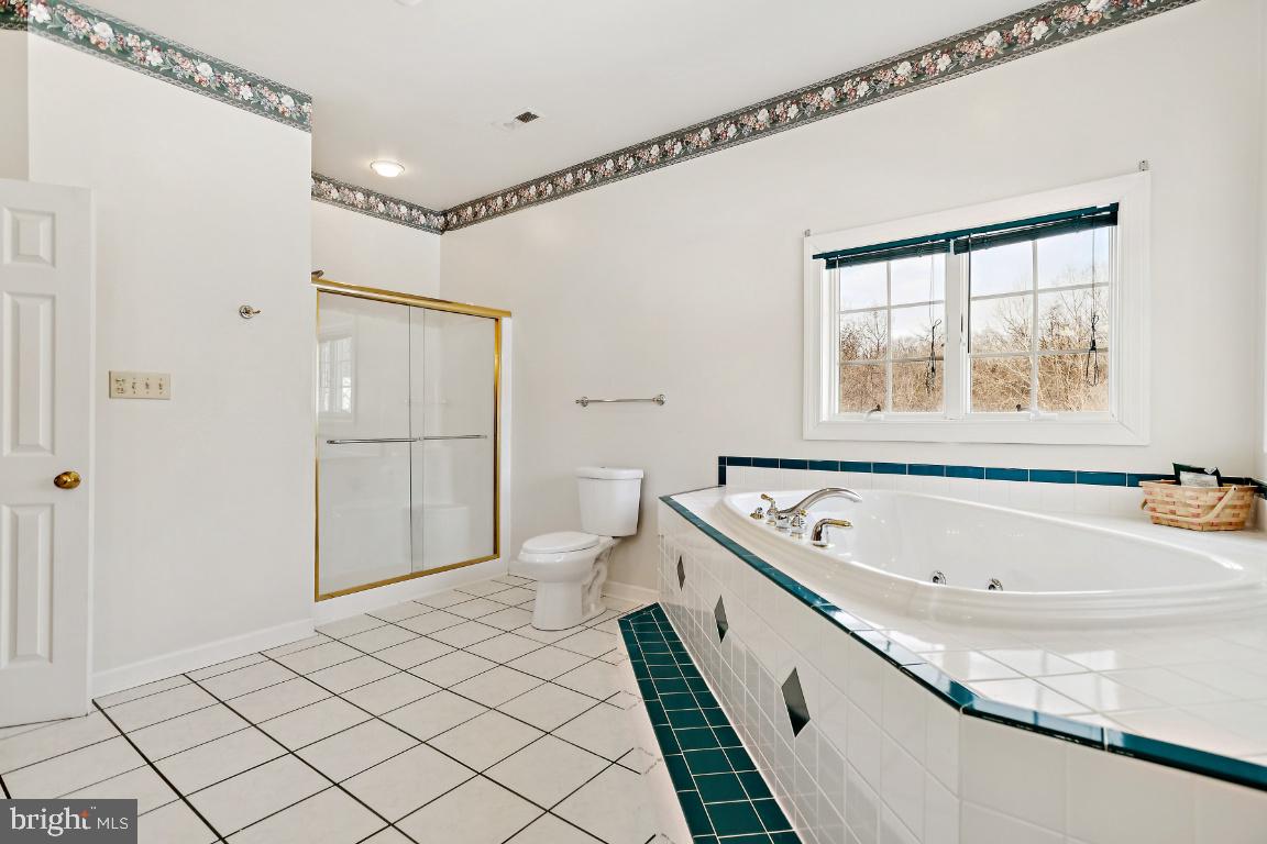 7819 WELLINGTON DR, WARRENTON, Virginia 20186, 5 Bedrooms Bedrooms, ,4 BathroomsBathrooms,Residential,For sale,7819 WELLINGTON DR,VAFQ2020280 MLS # VAFQ2020280