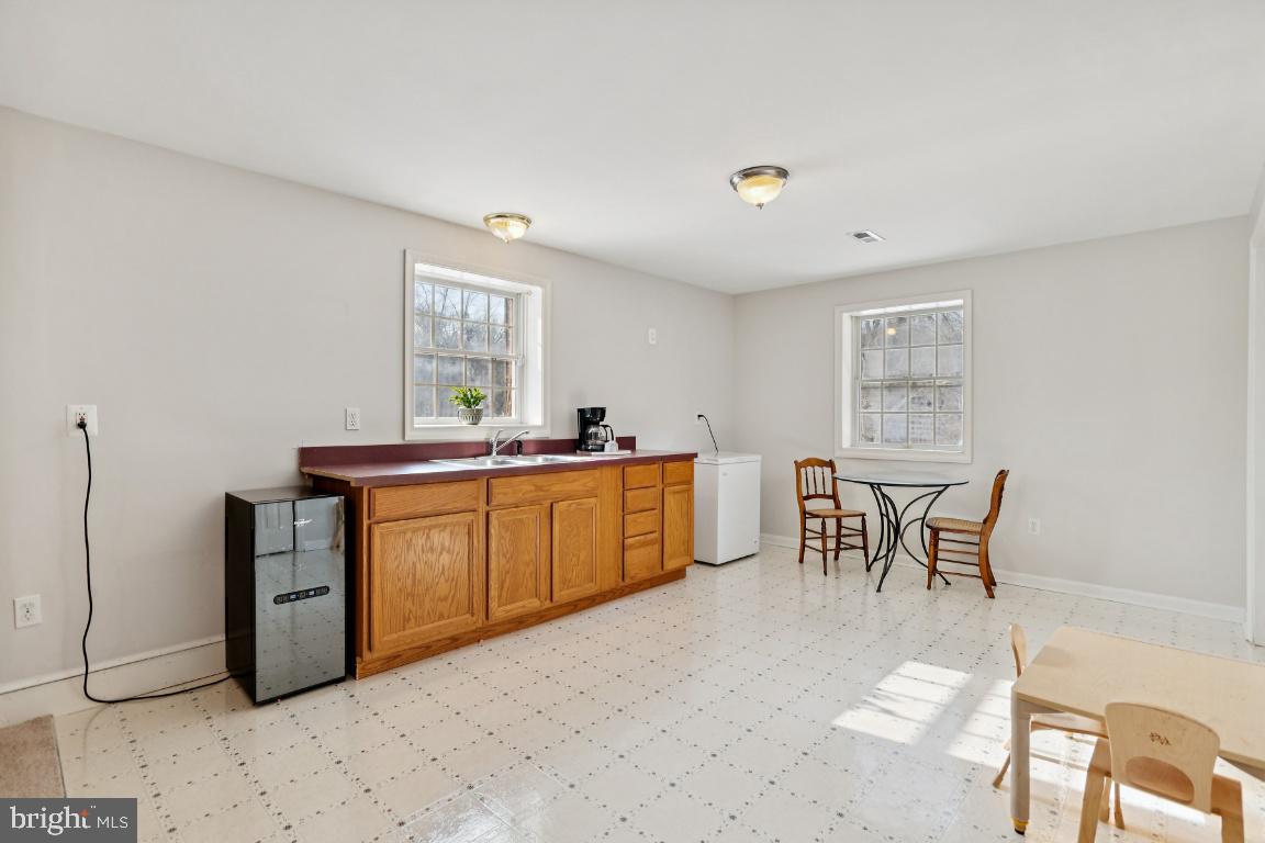 7819 WELLINGTON DR, WARRENTON, Virginia 20186, 5 Bedrooms Bedrooms, ,4 BathroomsBathrooms,Residential,For sale,7819 WELLINGTON DR,VAFQ2020280 MLS # VAFQ2020280