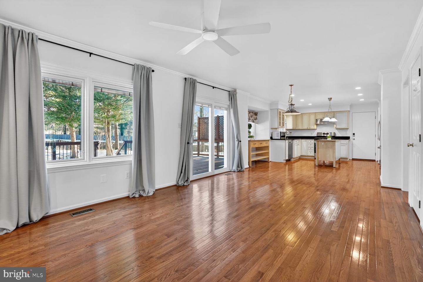 6125 SANDSTONE CT, CLIFTON, Virginia 20124, 4 Bedrooms Bedrooms, ,2 BathroomsBathrooms,Residential,For sale,6125 SANDSTONE CT,VAFX2287520 MLS # VAFX2287520