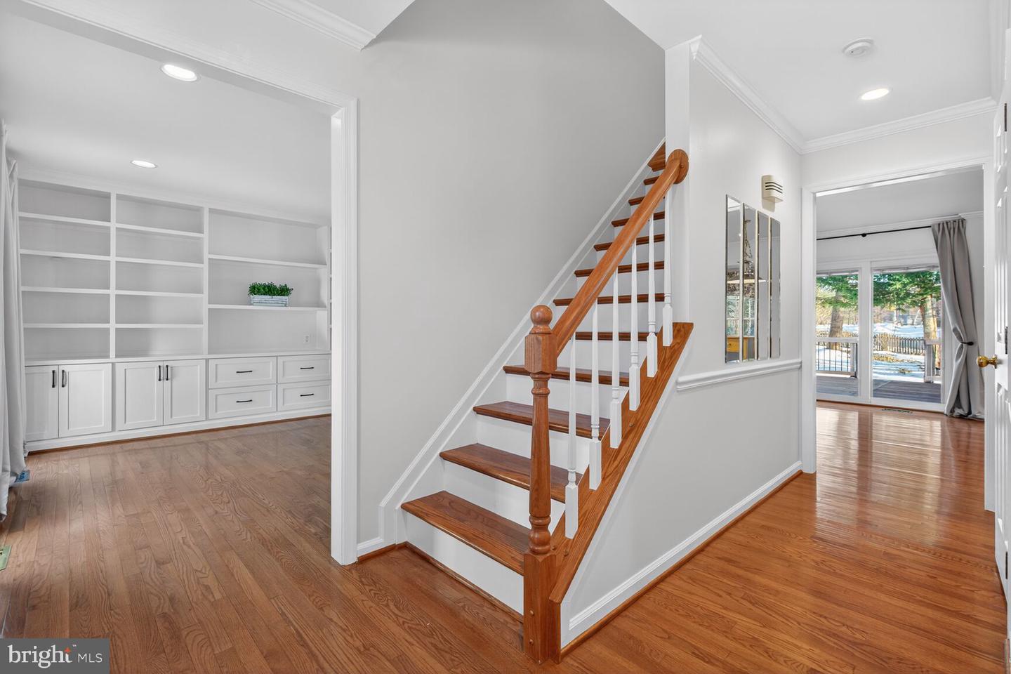 6125 SANDSTONE CT, CLIFTON, Virginia 20124, 4 Bedrooms Bedrooms, ,2 BathroomsBathrooms,Residential,For sale,6125 SANDSTONE CT,VAFX2287520 MLS # VAFX2287520