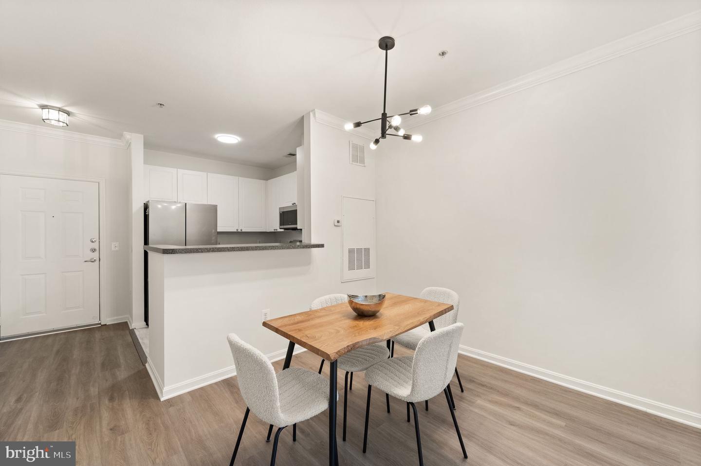 2791 CENTERBORO DR #370, VIENNA, Virginia 22181, 1 Bedroom Bedrooms, ,1 BathroomBathrooms,Residential,For sale,2791 CENTERBORO DR #370,VAFX2287552 MLS # VAFX2287552