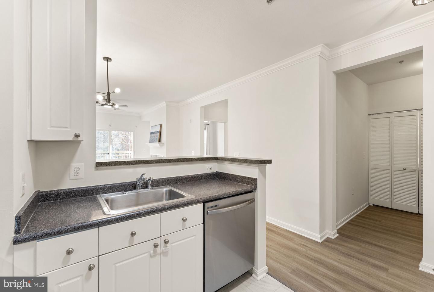 2791 CENTERBORO DR #370, VIENNA, Virginia 22181, 1 Bedroom Bedrooms, ,1 BathroomBathrooms,Residential,For sale,2791 CENTERBORO DR #370,VAFX2287552 MLS # VAFX2287552