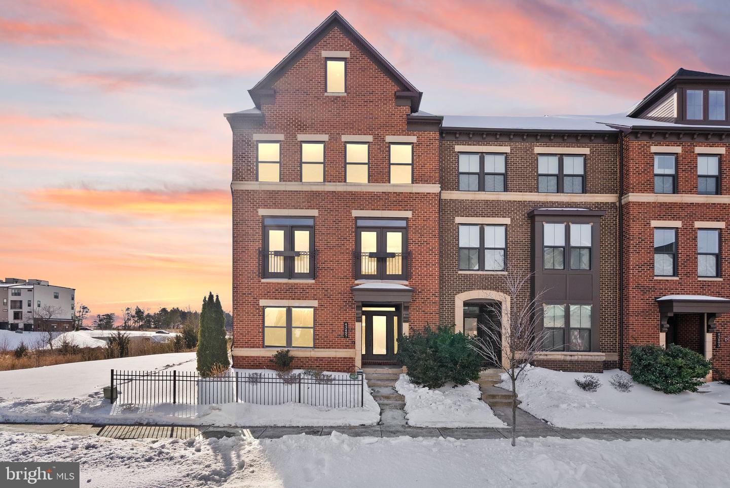 43497 CHARITABLE ST, ASHBURN, Virginia 20148, 5 Bedrooms Bedrooms, ,4 BathroomsBathrooms,Residential,For sale,43497 CHARITABLE ST,VALO2114656 MLS # VALO2114656