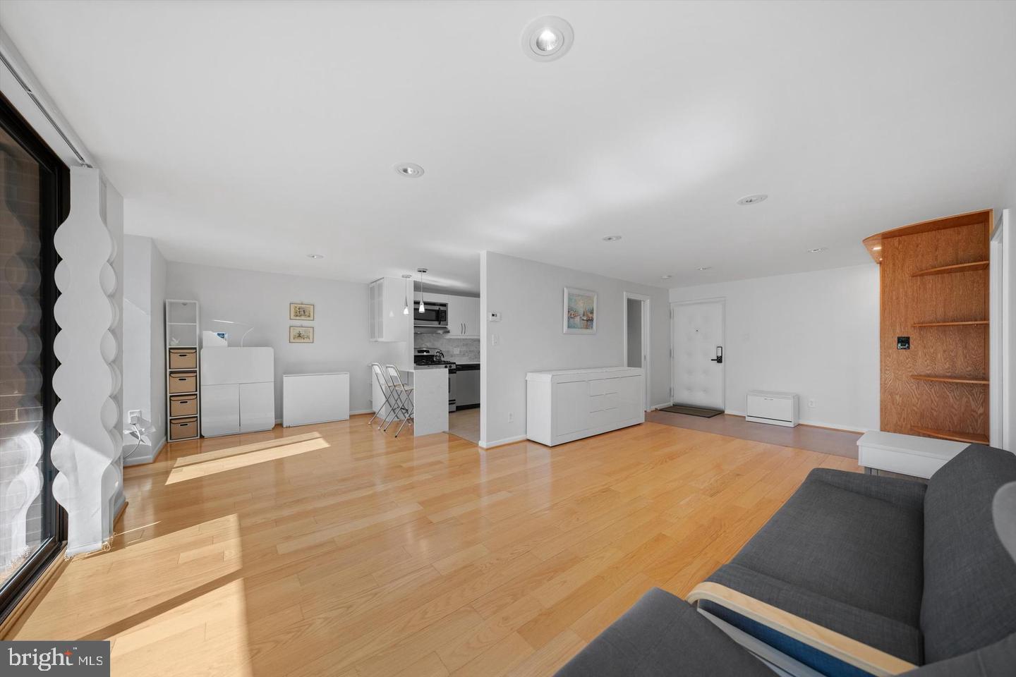 1510 12TH ST N #303, ARLINGTON, Virginia 22209, 1 Bedroom Bedrooms, ,1 BathroomBathrooms,Residential,For sale,1510 12TH ST N #303,VAAR2068168 MLS # VAAR2068168