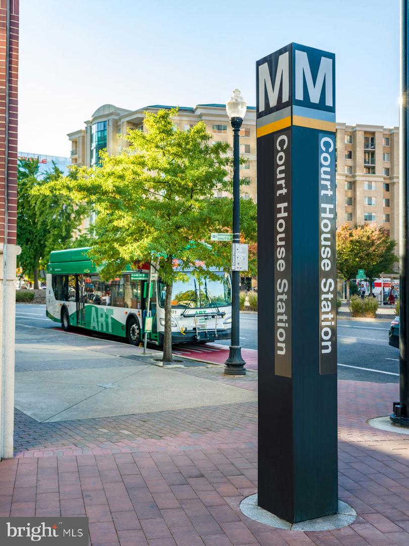 1510 12TH ST N #303, ARLINGTON, Virginia 22209, 1 Bedroom Bedrooms, ,1 BathroomBathrooms,Residential,For sale,1510 12TH ST N #303,VAAR2068168 MLS # VAAR2068168