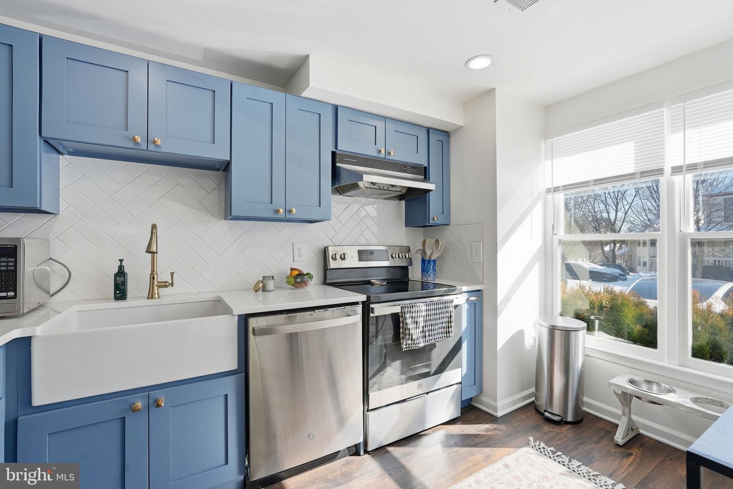 2114 WHISPERWOOD GLEN LN, RESTON, Virginia 20191, 2 Bedrooms Bedrooms, ,1 BathroomBathrooms,Residential,For sale,2114 WHISPERWOOD GLEN LN,VAFX2287612 MLS # VAFX2287612