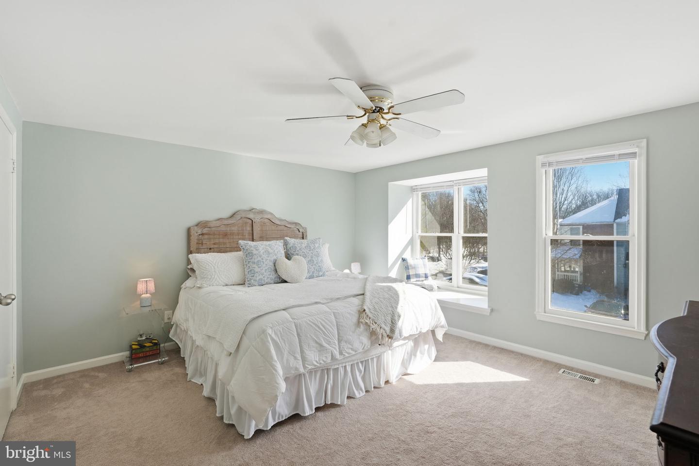 2114 WHISPERWOOD GLEN LN, RESTON, Virginia 20191, 2 Bedrooms Bedrooms, ,1 BathroomBathrooms,Residential,For sale,2114 WHISPERWOOD GLEN LN,VAFX2287612 MLS # VAFX2287612