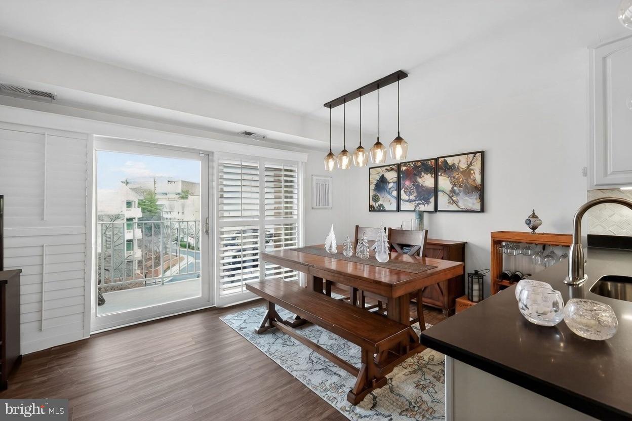 5250 VALLEY FORGE DR #502, ALEXANDRIA, Virginia 22304, 1 Bedroom Bedrooms, ,1 BathroomBathrooms,Residential,For sale,5250 VALLEY FORGE DR #502,VAAX2053536 MLS # VAAX2053536