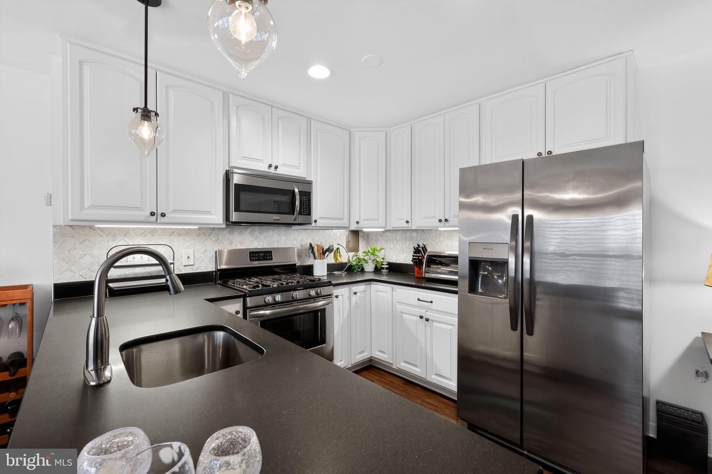 5250 VALLEY FORGE DR #502, ALEXANDRIA, Virginia 22304, 1 Bedroom Bedrooms, ,1 BathroomBathrooms,Residential,For sale,5250 VALLEY FORGE DR #502,VAAX2053536 MLS # VAAX2053536