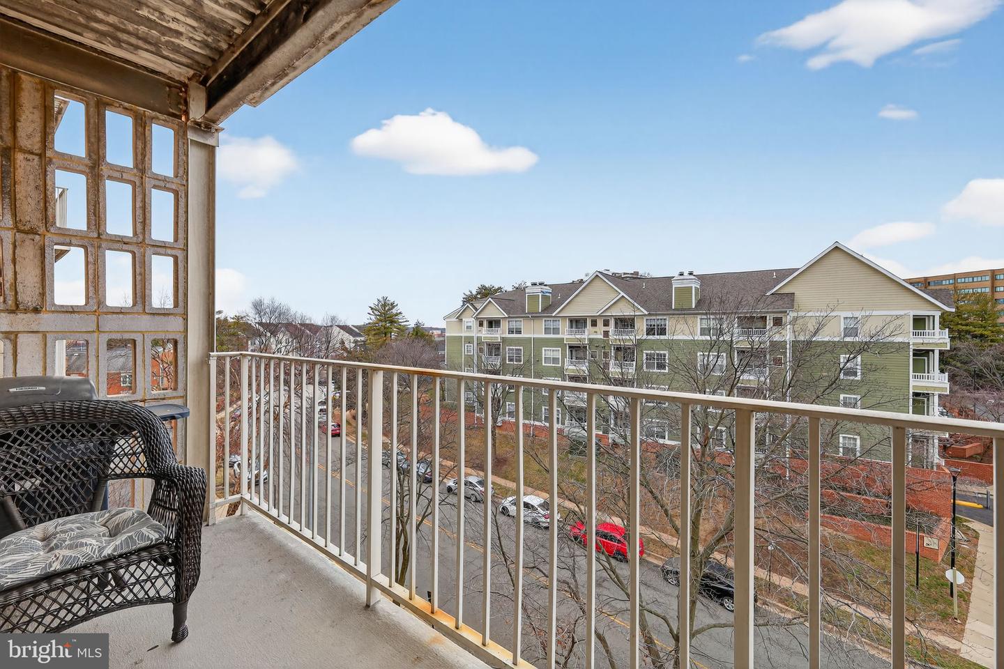 5250 VALLEY FORGE DR #502, ALEXANDRIA, Virginia 22304, 1 Bedroom Bedrooms, ,1 BathroomBathrooms,Residential,For sale,5250 VALLEY FORGE DR #502,VAAX2053536 MLS # VAAX2053536