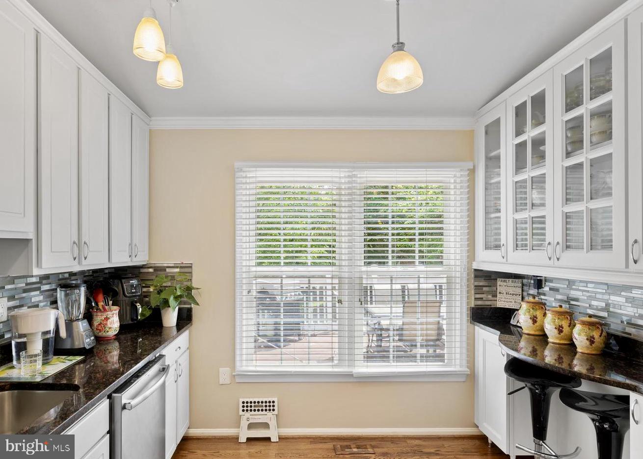 13515 KING CHARLES DR, CHANTILLY, Virginia 20151, 4 Bedrooms Bedrooms, ,3 BathroomsBathrooms,Residential,For sale,13515 KING CHARLES DR,VAFX2287618 MLS # VAFX2287618