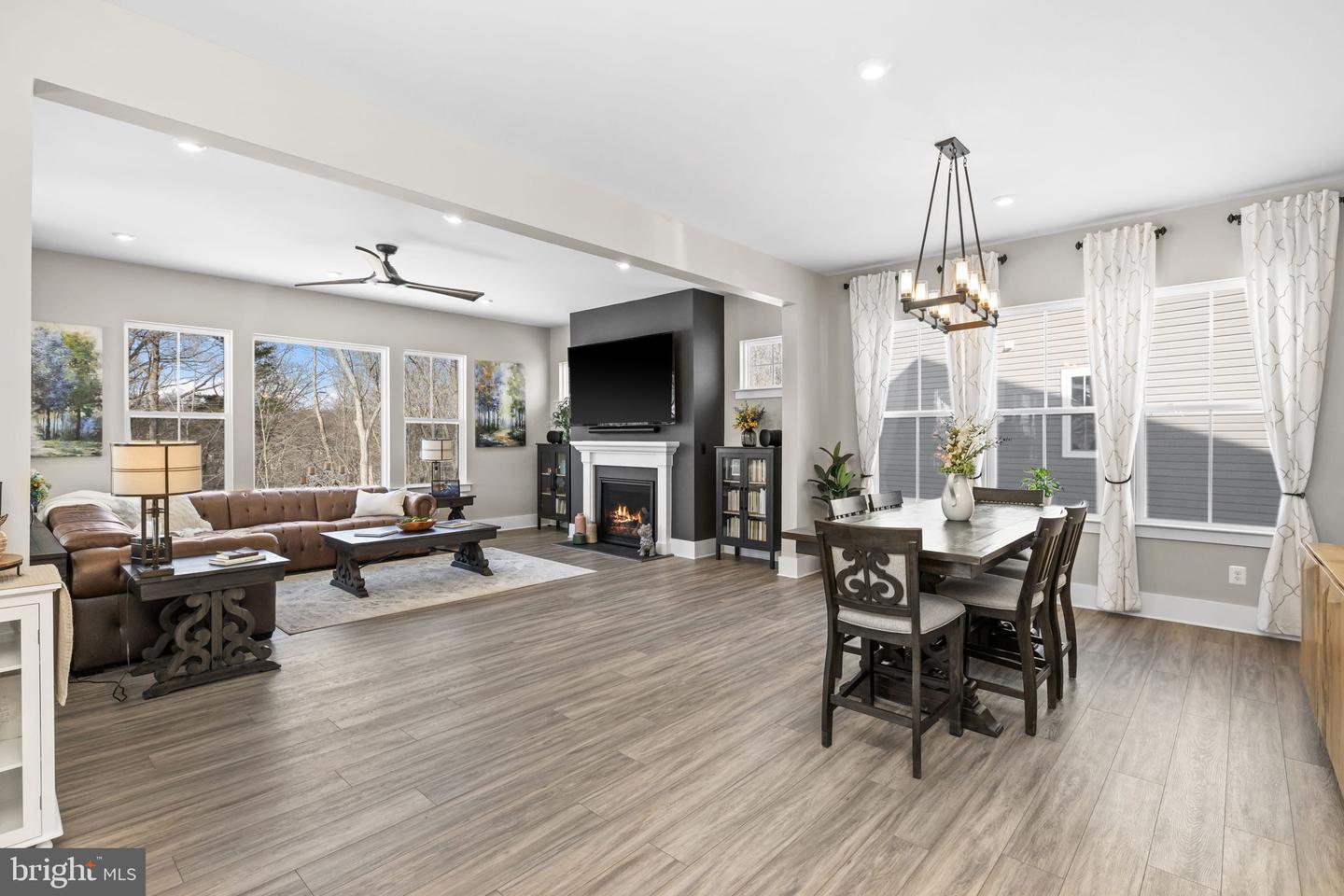 14 SNOWDROP DR, STAFFORD, Virginia 22554, 5 Bedrooms Bedrooms, ,3 BathroomsBathrooms,Residential,For sale,14 SNOWDROP DR,VAST2045506 MLS # VAST2045506