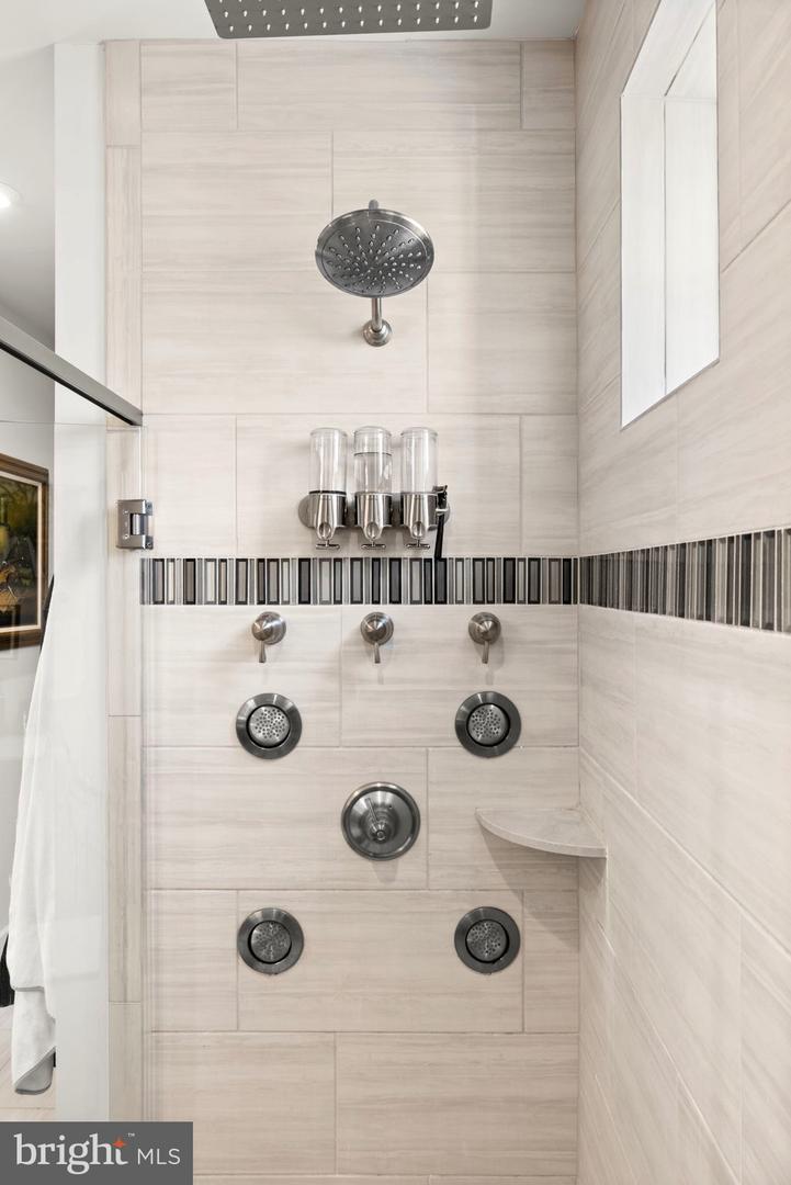 14 SNOWDROP DR, STAFFORD, Virginia 22554, 5 Bedrooms Bedrooms, ,3 BathroomsBathrooms,Residential,For sale,14 SNOWDROP DR,VAST2045506 MLS # VAST2045506