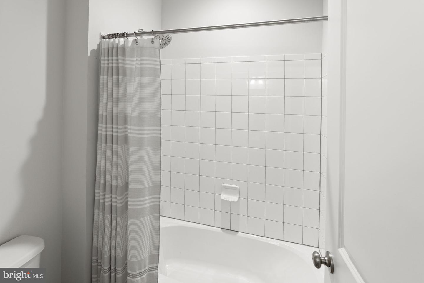 14 SNOWDROP DR, STAFFORD, Virginia 22554, 5 Bedrooms Bedrooms, ,3 BathroomsBathrooms,Residential,For sale,14 SNOWDROP DR,VAST2045506 MLS # VAST2045506